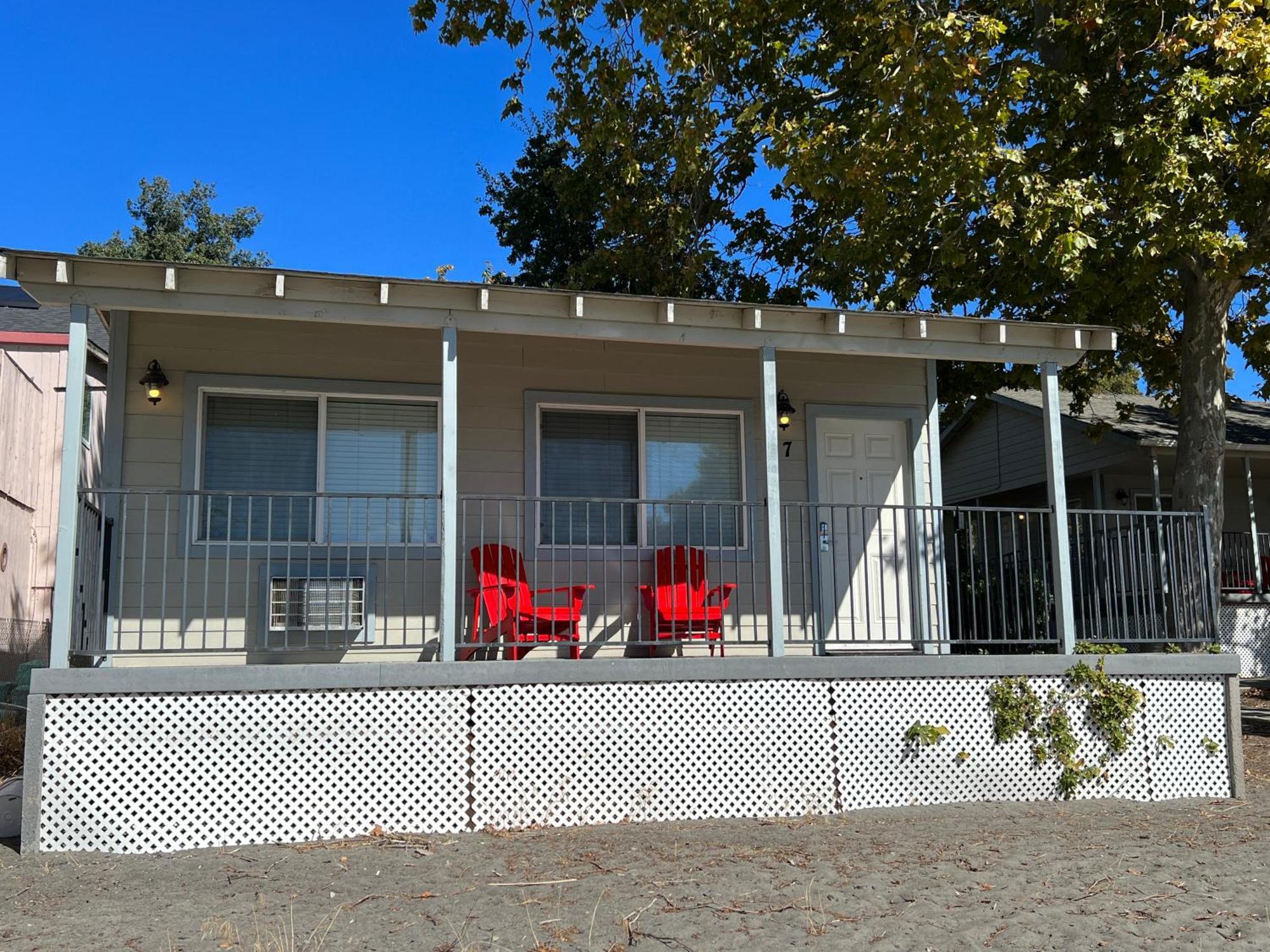 Clear Lake Cottages & Marina Clearlake Kamer foto