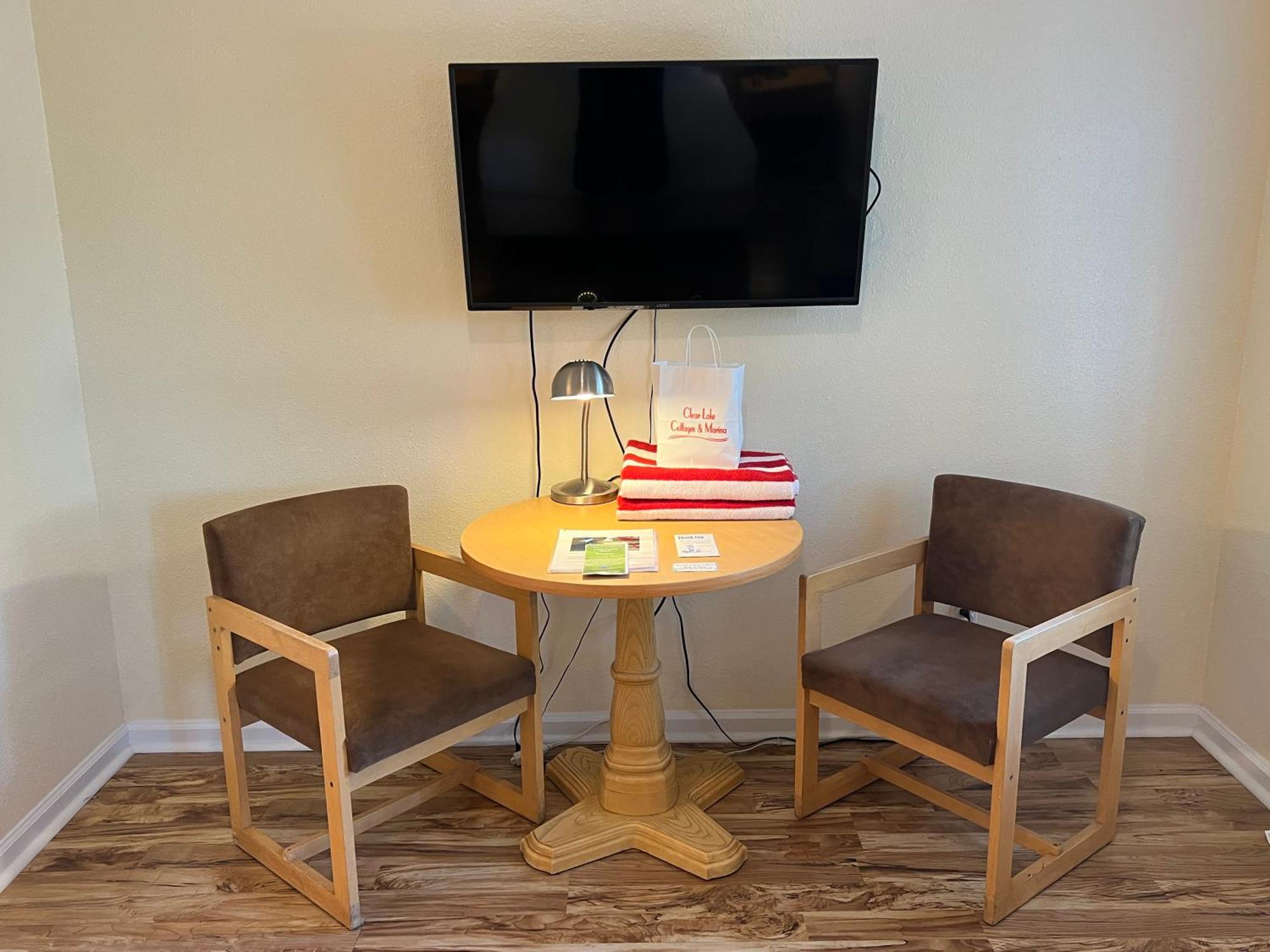 Clear Lake Cottages & Marina Clearlake Kamer foto