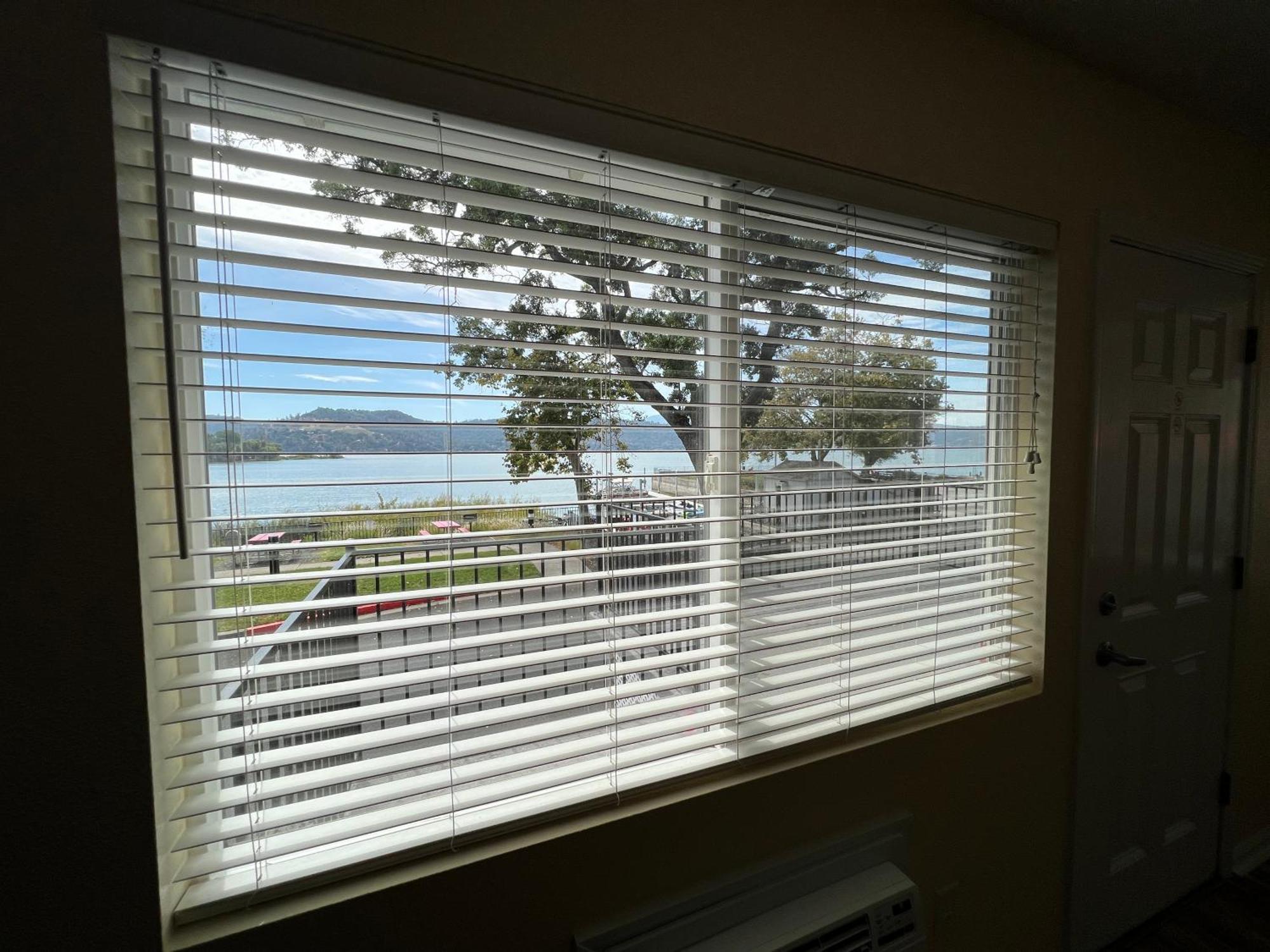 Clear Lake Cottages & Marina Clearlake Kamer foto